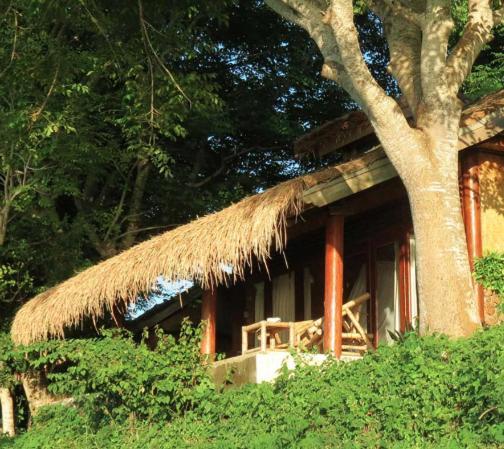 Heaven On The Planet Hotel Ekas Exterior foto